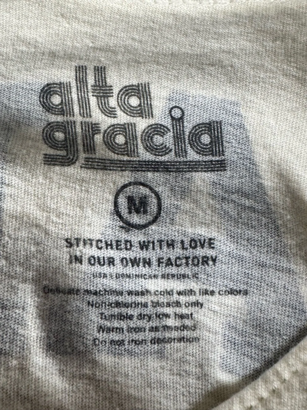 Yale Cropped Baseball Tee M Ivy League Preppy Varsity Graphic Top - Picture 5 of 10